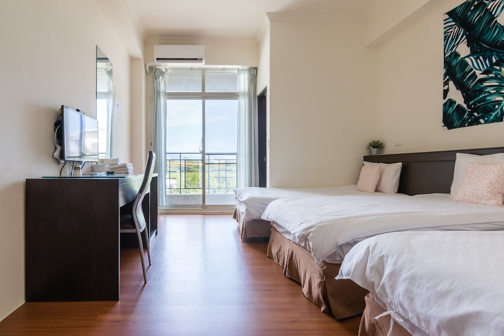 Triple Room, 3 Twin Beds, Balcony photo 1