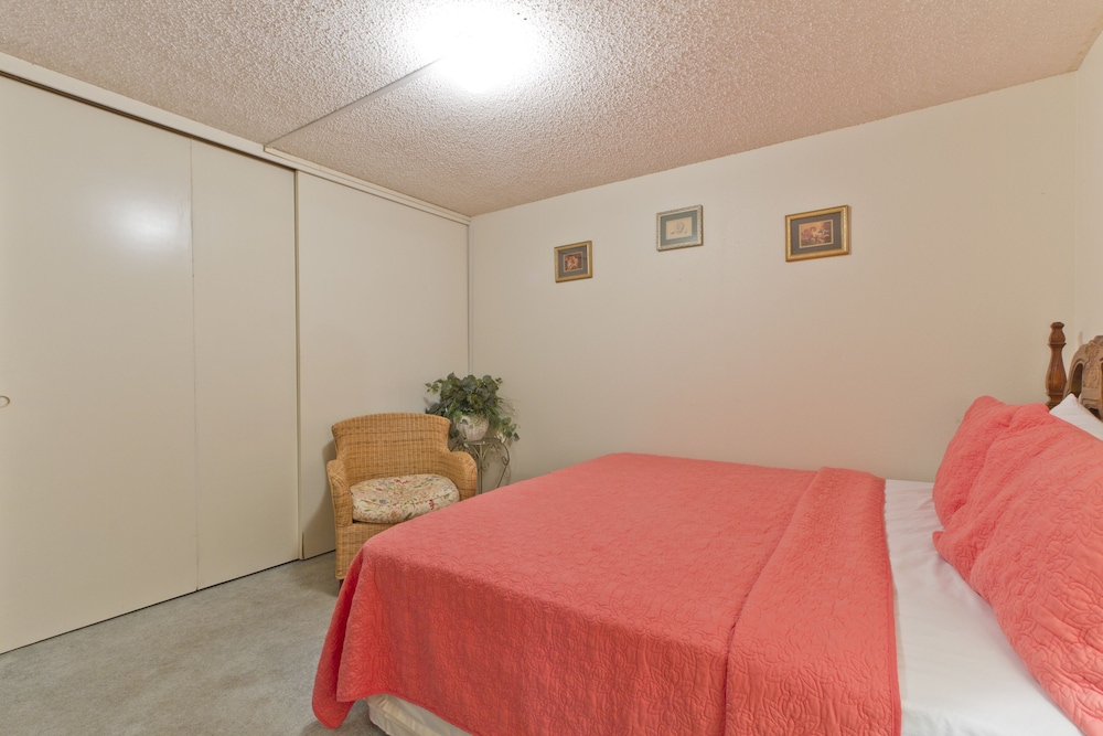 Condo, 3 Bedrooms, 2 Bathrooms (#3) photo 1