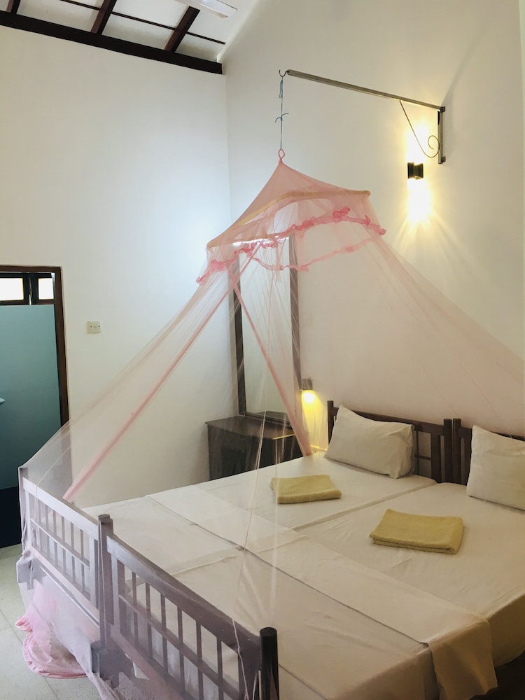 Classic Double Room, Balcony, Garden View photo 3