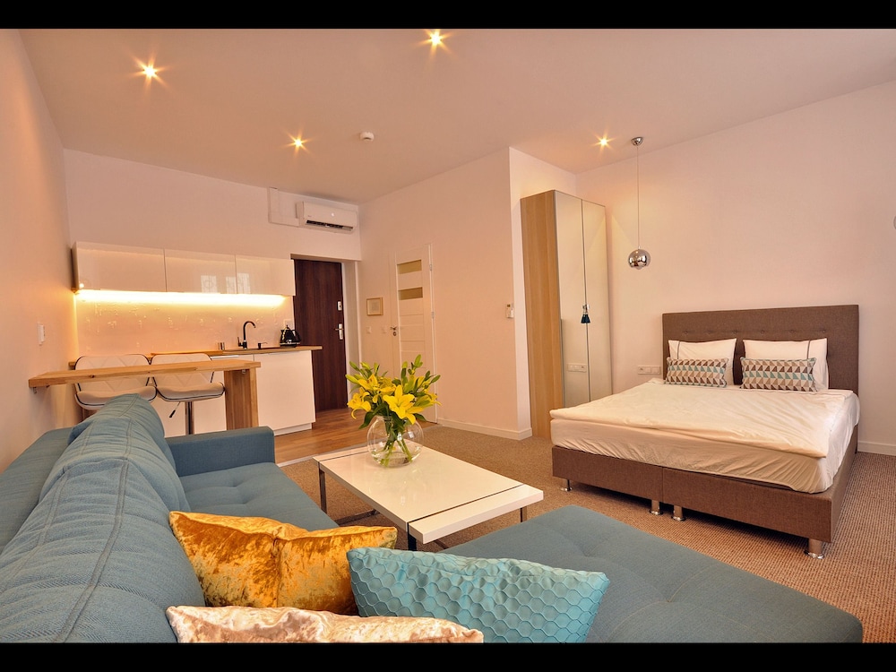 Superior Suite, Kitchen, City View photo 2