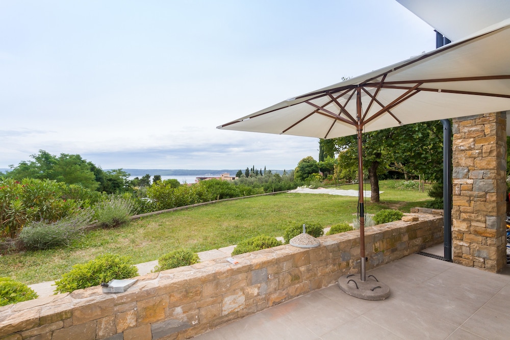 Comfort Apartment, Terrace, Sea View photo 1