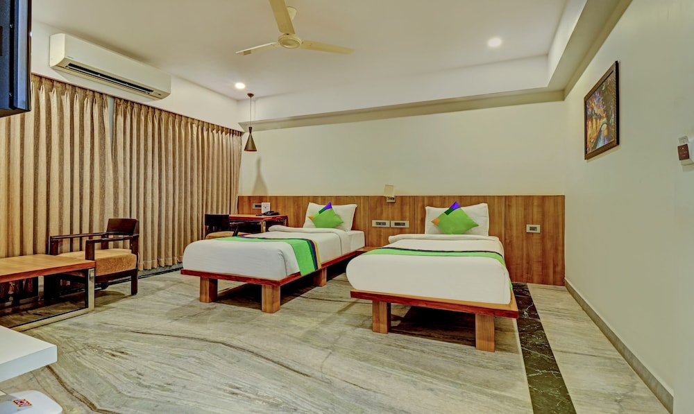 Deluxe Room - Photo 2