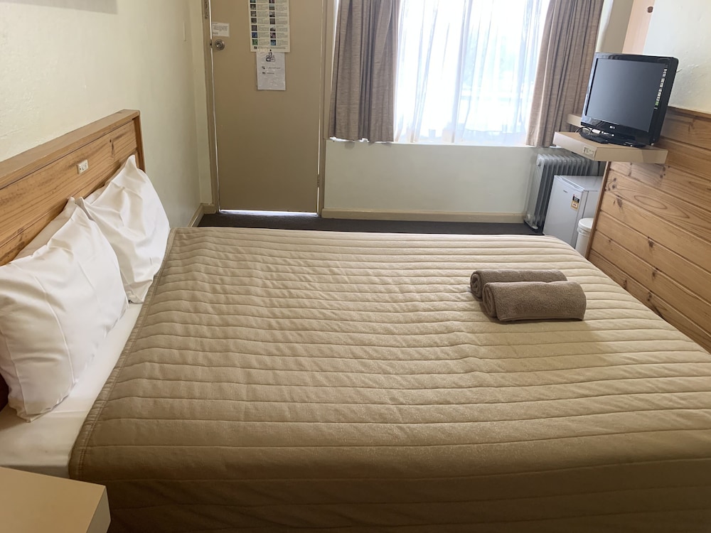 Economy Double Room, 1 Double Bed photo 3
