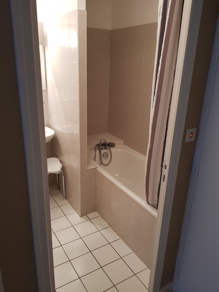 Superior Quadruple Room, Balcony, Mountain View photo 3