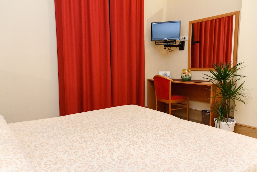Standard Single Room photo 2
