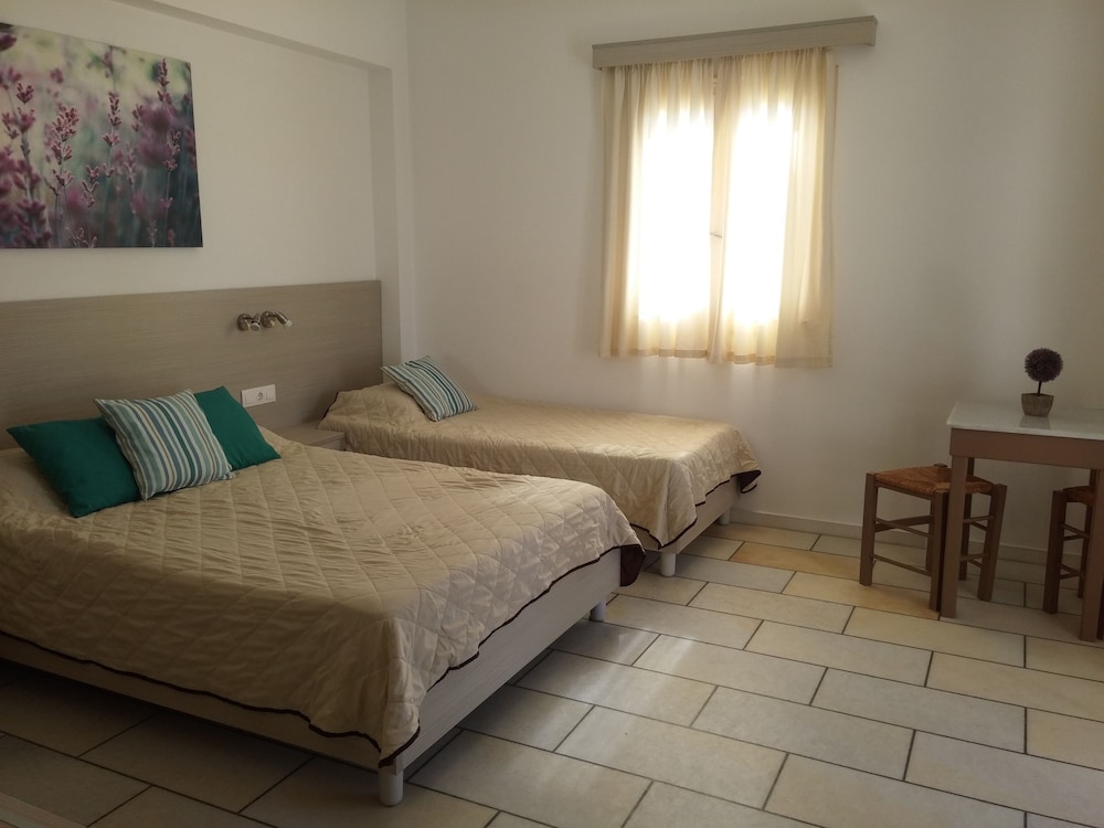 Family Apartment, 2 Bedrooms photo 2