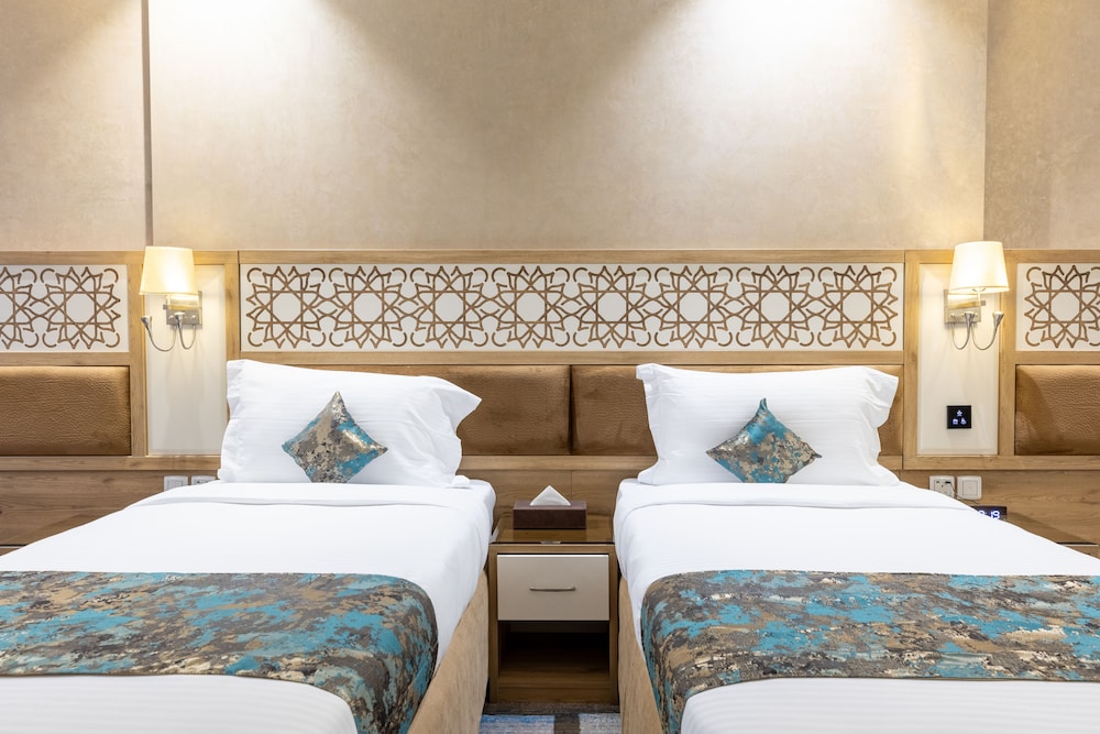 Deluxe Twin Room - Photo 1