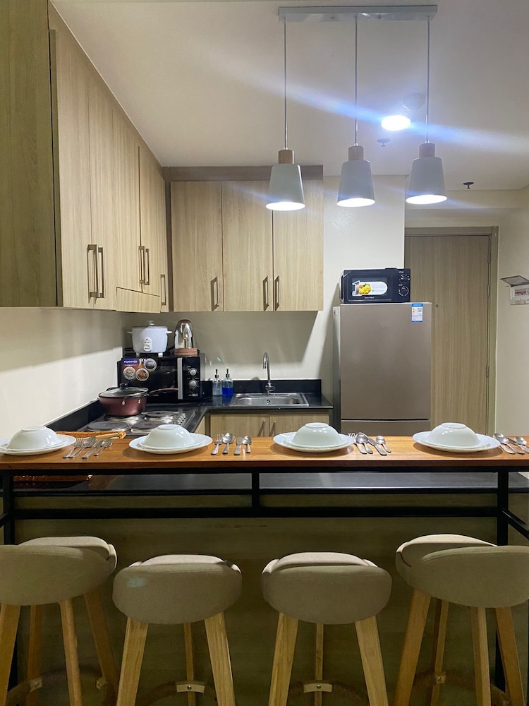 Condo, 2 Bedrooms, Accessible, Balcony