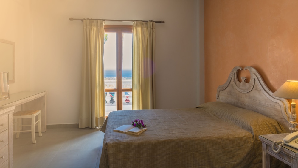 Triple Room - Photo 17