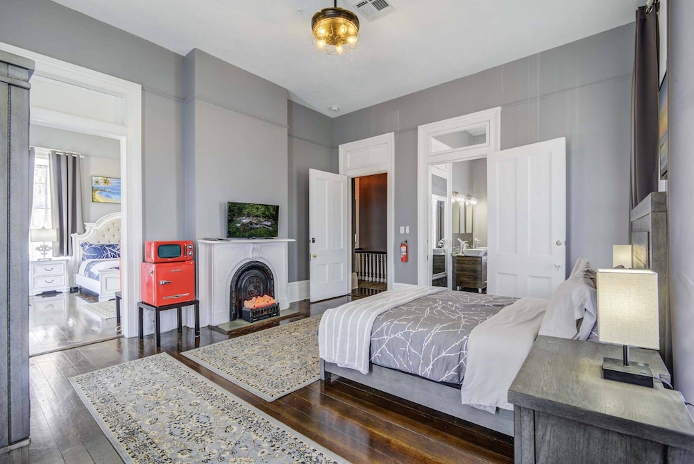 The Grey Suite - Photo 5