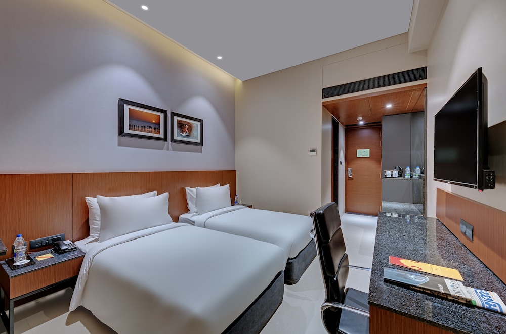 Deluxe Twin Room - Photo 6