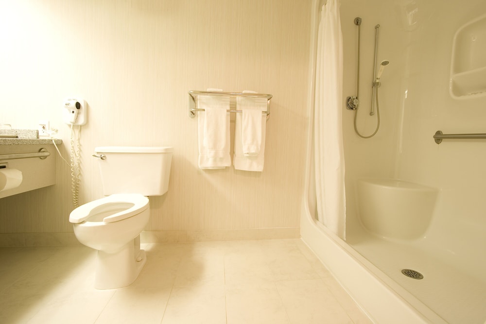 Basic Single Room, 1 Queen Bed