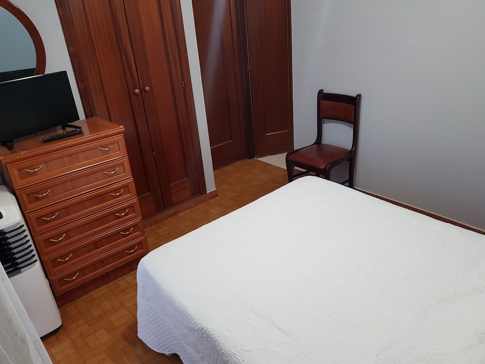 Deluxe Double Room, Balcony - Photo 4
