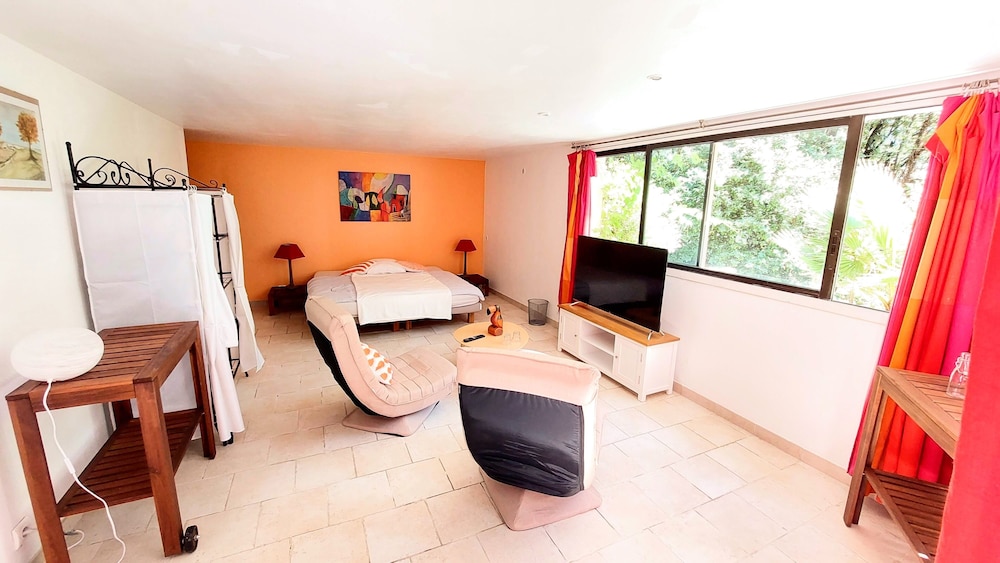 Comfort Suite, Private Bathroom