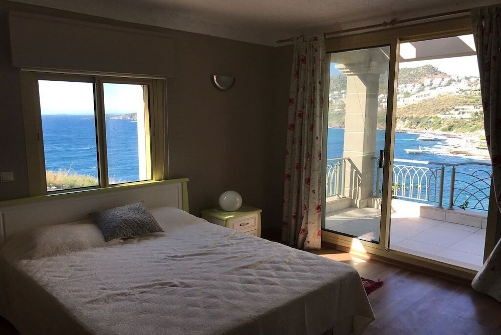 Villa, 5 Bedrooms photo 1