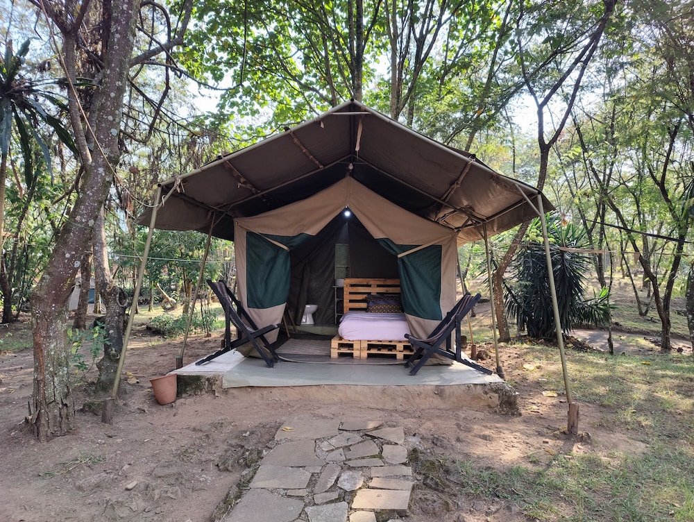 Self Contained Tent photo 2