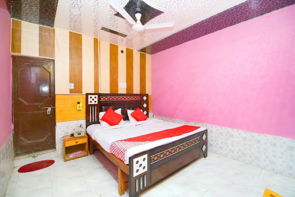 Deluxe Triple Room, City View
