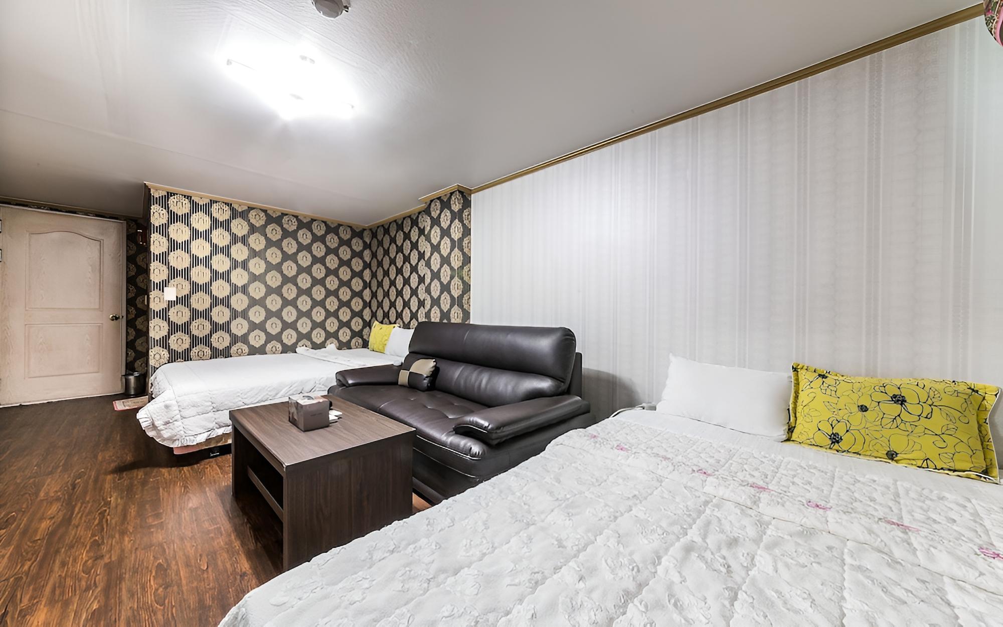 Room (Western-style room) - Photo 6