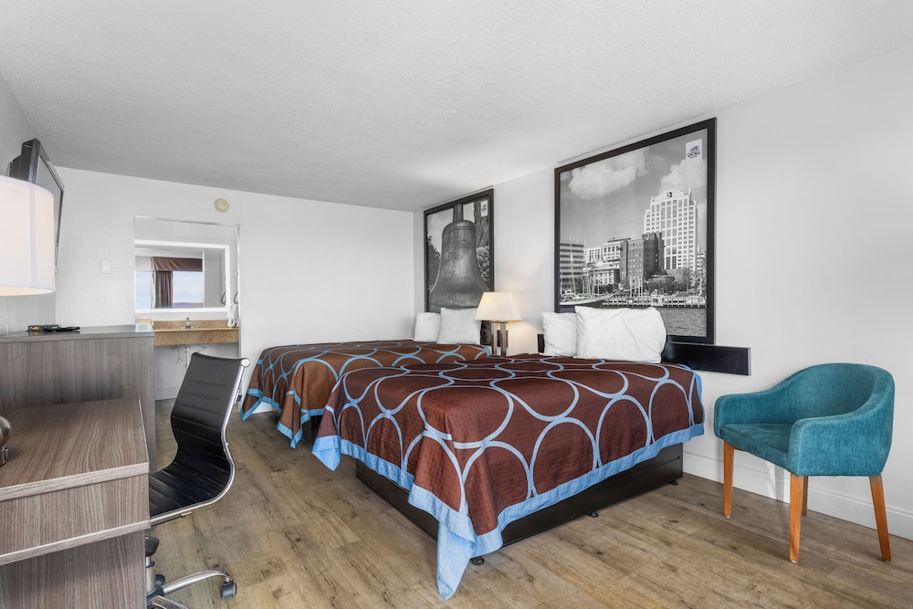 Comfort Room, 2 Double Beds, Ocean Side photo 3