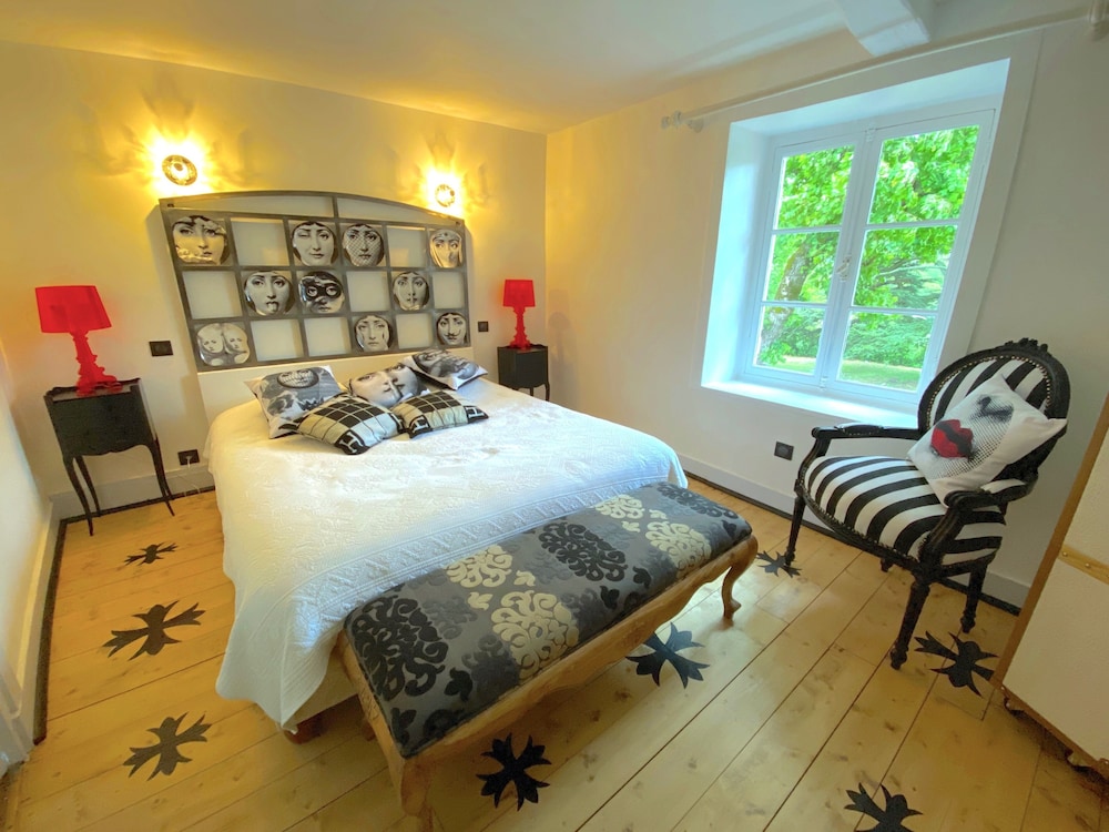 Superior Double Room, Ensuite, Garden View