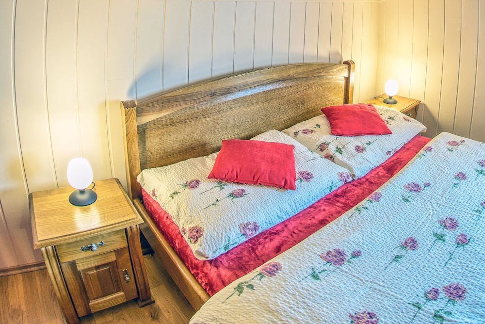 Room (Ruža) photo 2