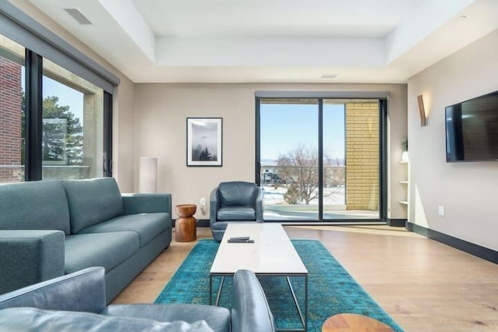 Premier Apartment