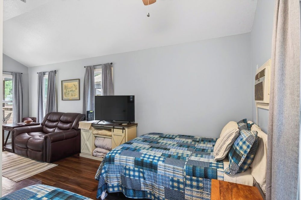 Amberjack Cottage photo 3