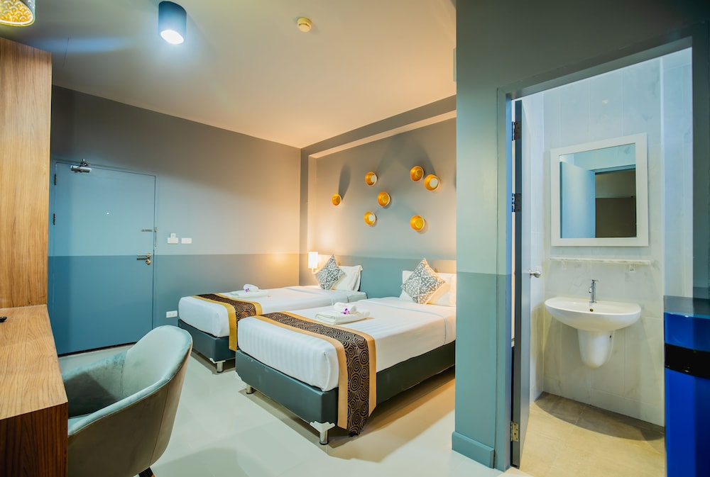 Superior King or Twin Room - Photo 4