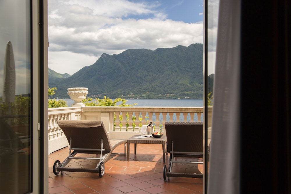Superior Double Room, Terrace, Lake View photo 3