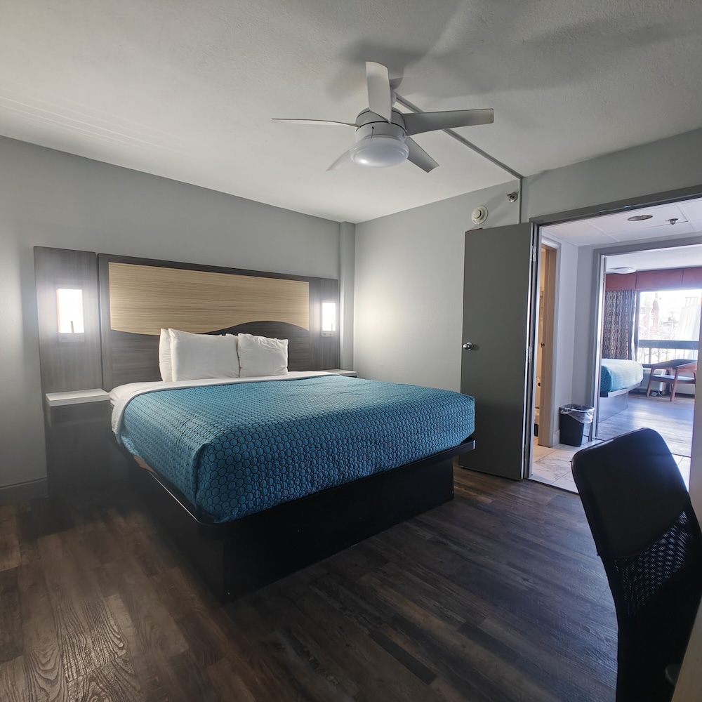 Suite, 2 Bedrooms photo 2