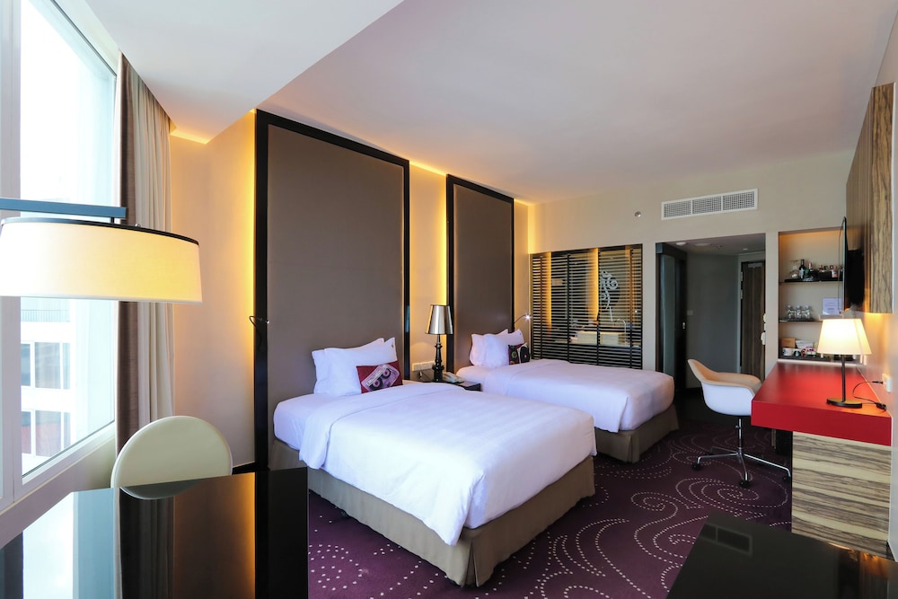 Rock Royalty Sea View - Newly Renovated