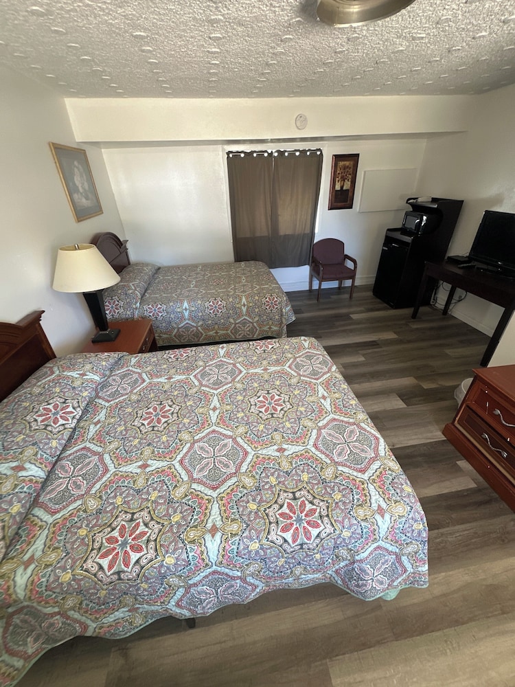 Standard Double or Twin Room photo 1