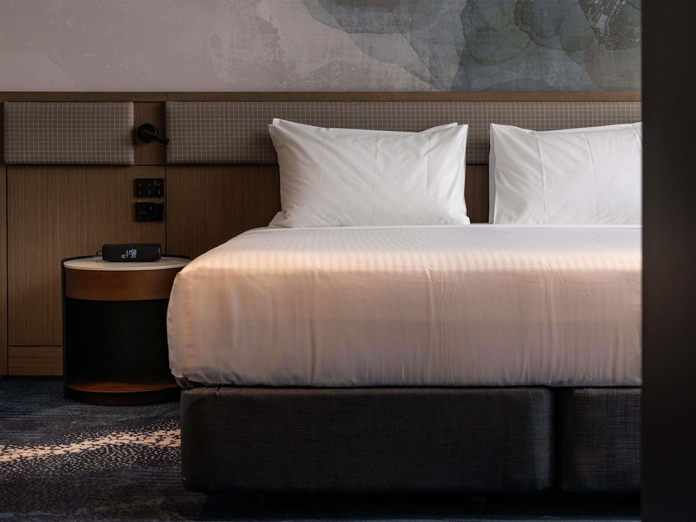 Executive Suite, 1 King Bed photo 2