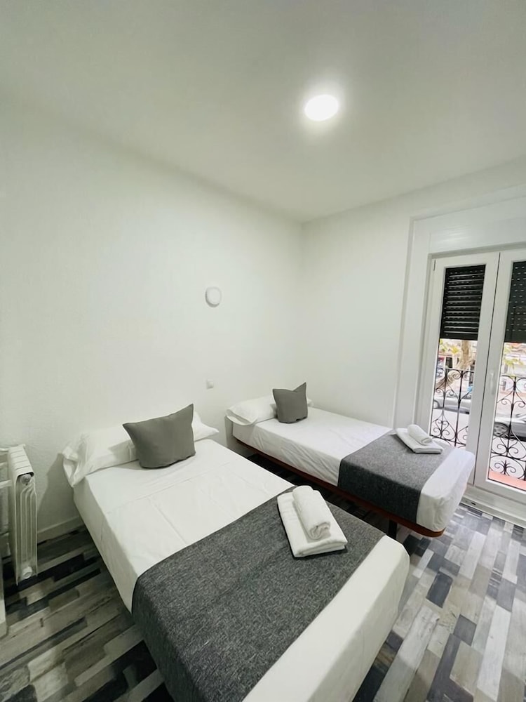 Habitación Doble o Twin Básica, Baño Compartido