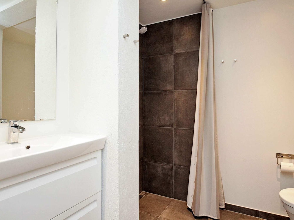 Classic House, 3 Bedrooms photo 3