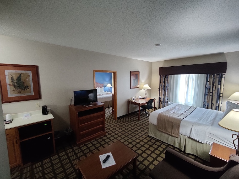 Suite, Multiple Beds, Non Smoking (Apartment) photo 3