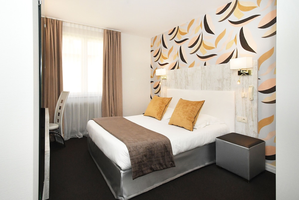 Standard Double Room photo 3