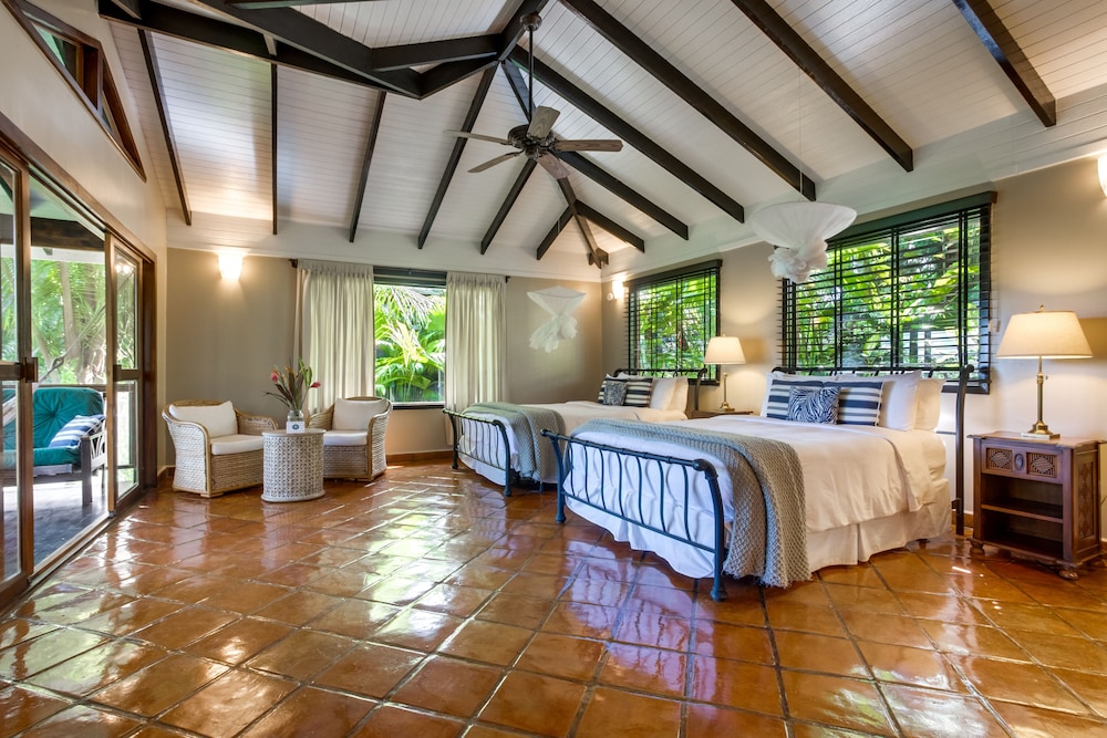 Luxury Double Room, 2 Queen Beds photo 3