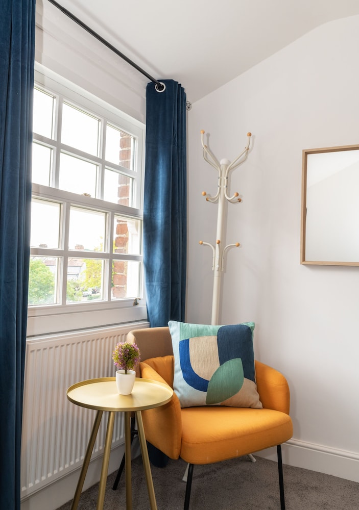 Premium Double Room, Ensuite - Photo 15