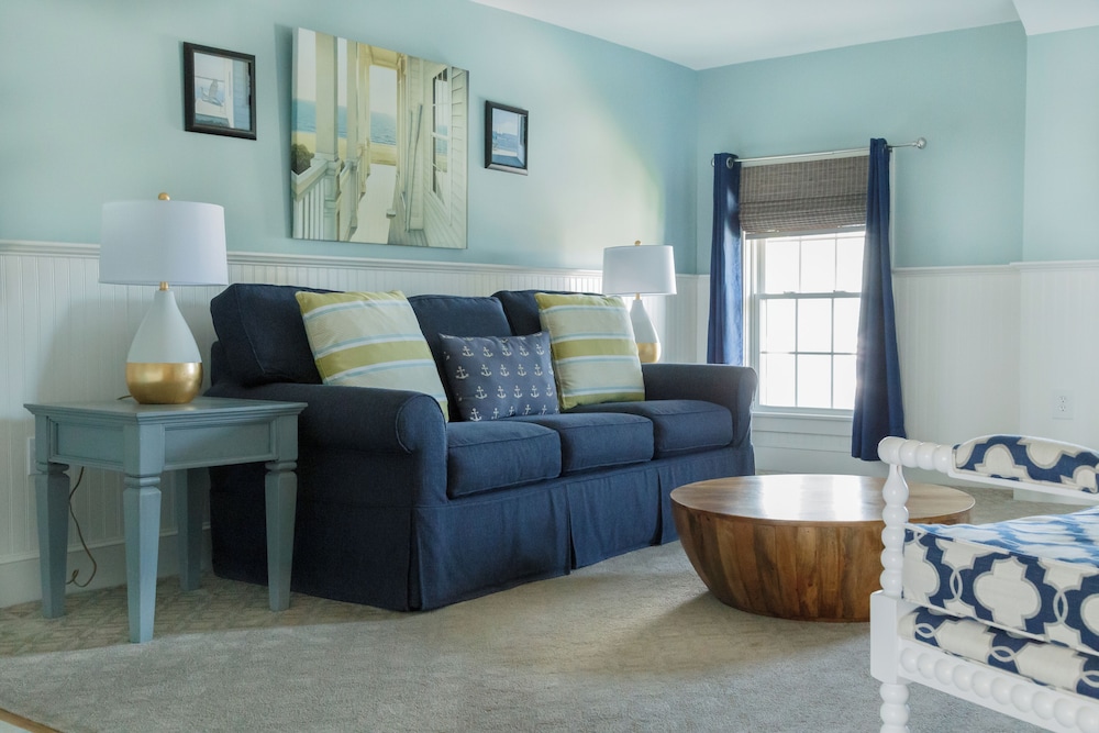 Deluxe Suite photo 3