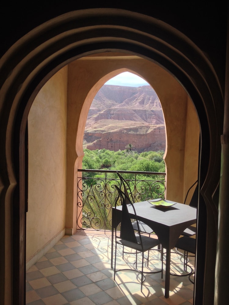 Romantic Double or Twin Room, 1 Bedroom, Pool Access, Garden Area photo 2