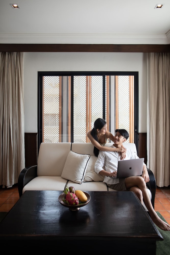 Grand Suite, 1 King Bed, Non Smoking - Photo 7