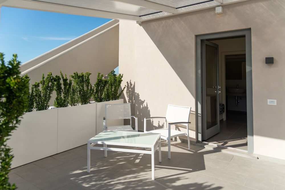 Superior Room, 1 Double Bed, Terrace, Garden View