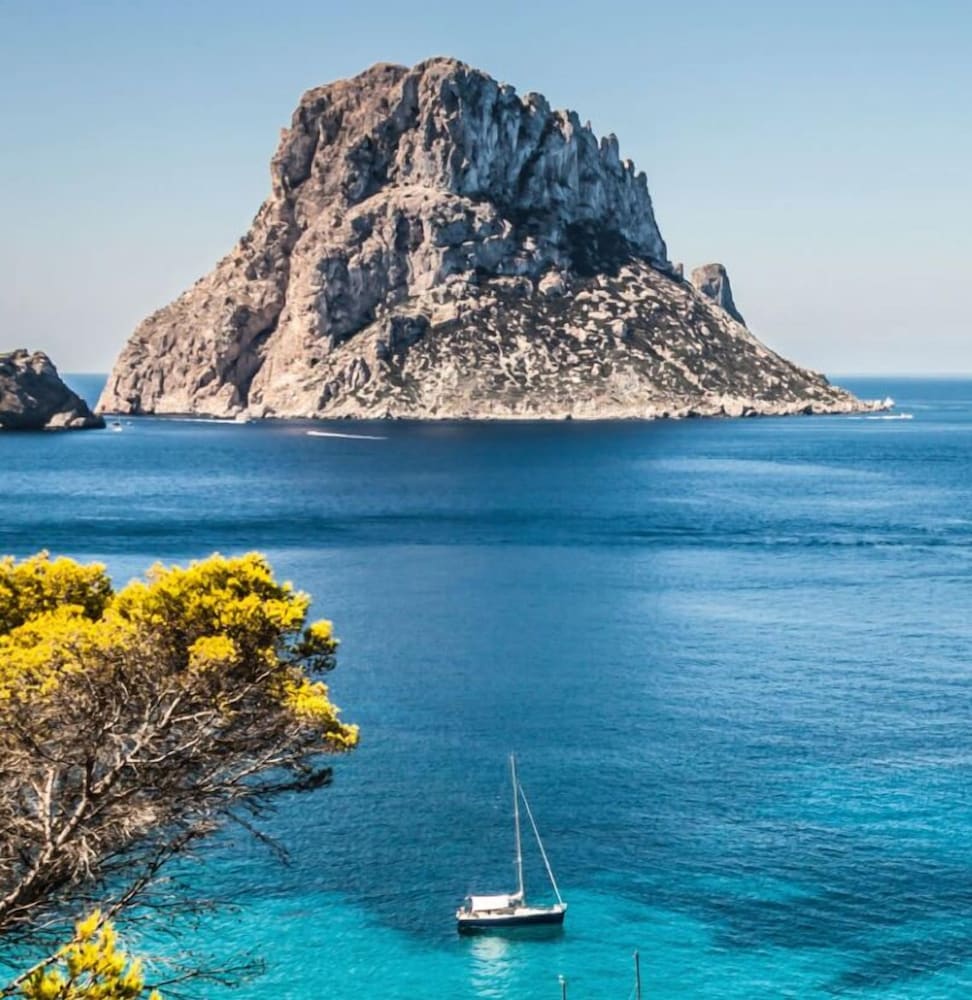 Ritiro Fronte Oceano a Sant Josep de sa Talaia con Piscina Condivisa, Foto 8