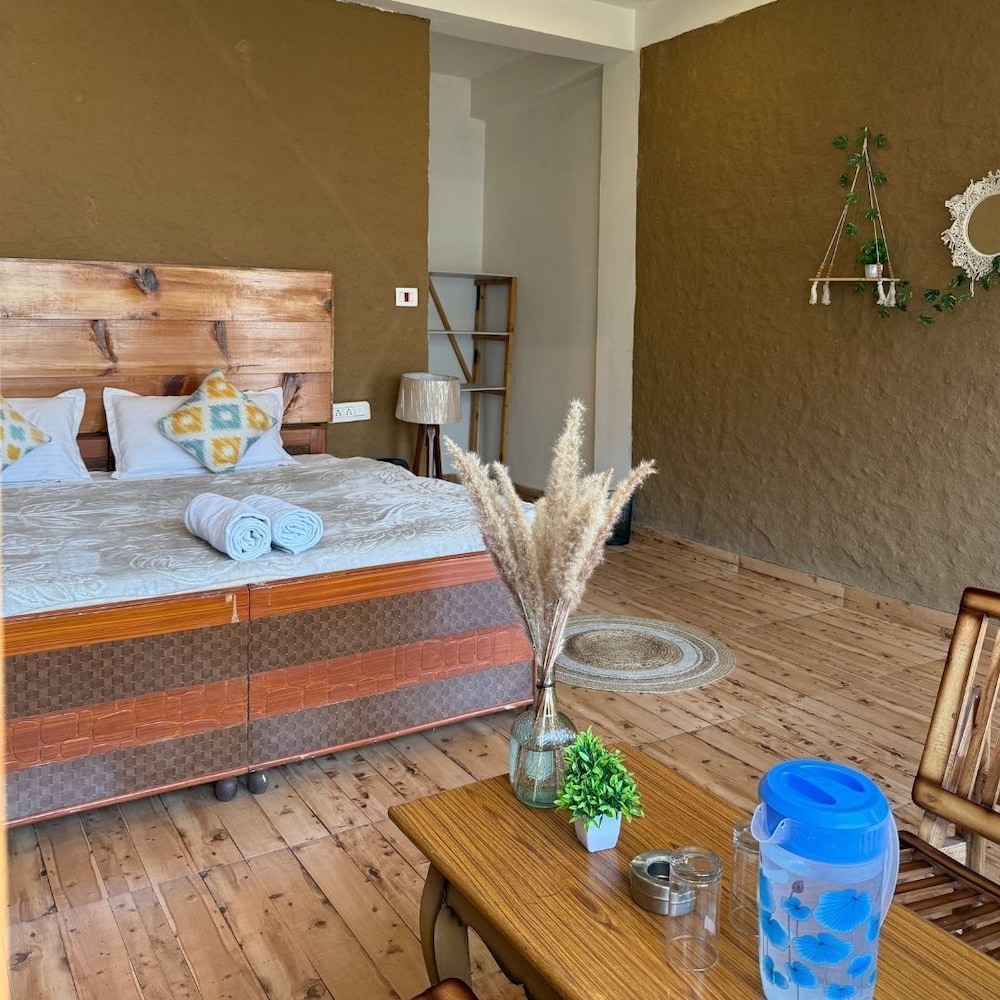 Deluxe Double Room, Patio, Mountain View