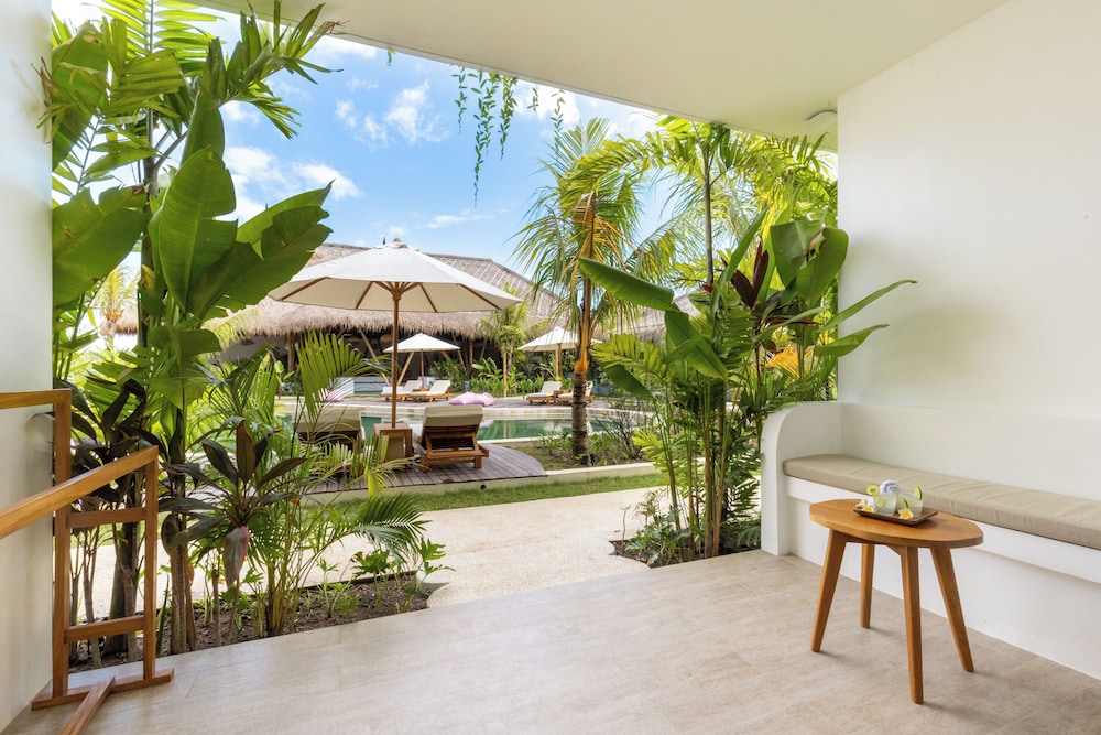 Deluxe Double Room, Garden View photo 2