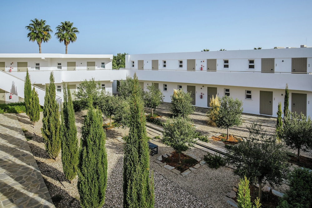 Standard Room, Garden View - Photo 6