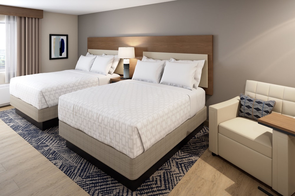 Studio Suite, 2 Queen Beds, Accessible Bathtub (Mobility)
