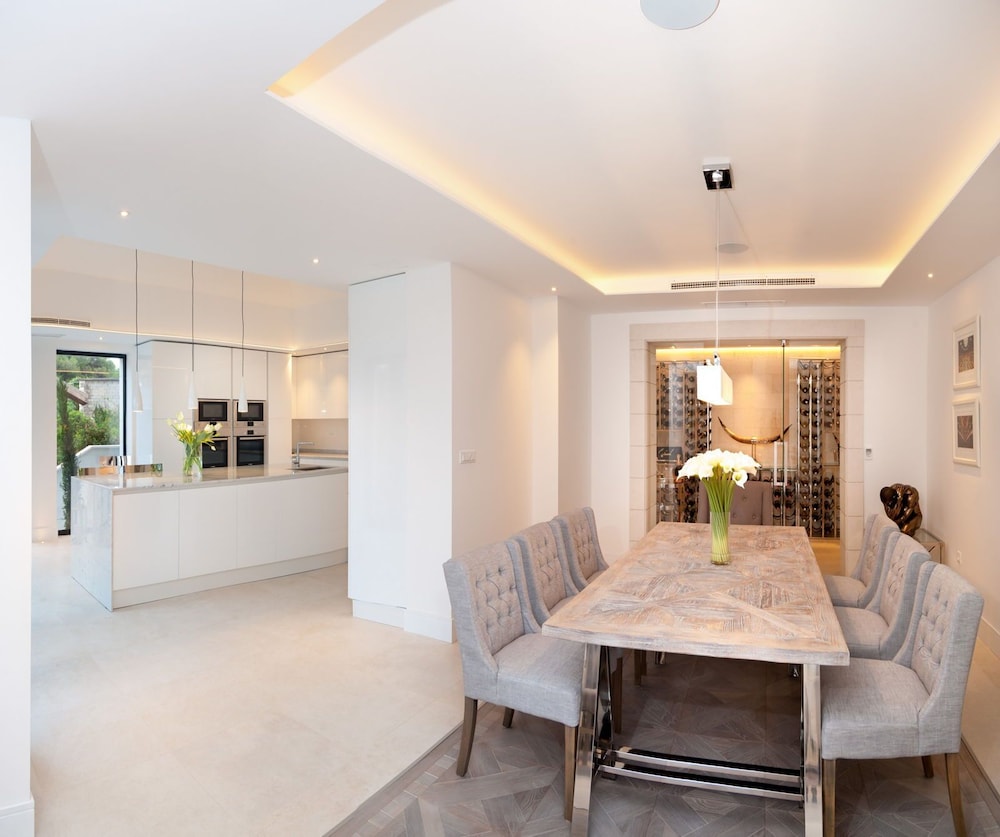 Elite Villa, 4 Bedrooms photo 2