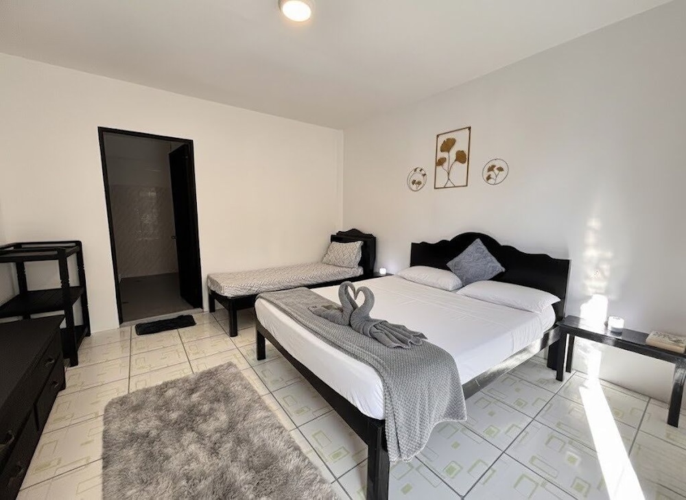 Deluxe Room - Photo 1